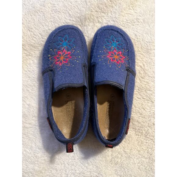Giesswein Virgin Wool Felt Innsbruck Slippers Blue Embroidered Size 40 - Picture 1 of 4